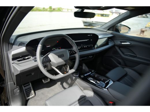 Audi Q6 Sportback e-tron S edition e-tron 83Kwh 185 kW / 252 PK Sportback Elektrische aandrijving ActivLease financial lease
