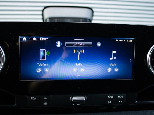 Mercedes Sprinter 319 1.9 CDI L2H2 RWD 3.500 kg trekgewicht, Distronic, LED koplampen, lichtmetalen velgen, geveerd... ActivLease financial lease