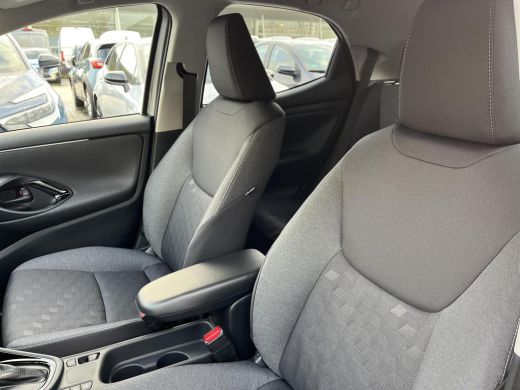 Toyota Yaris 1.5 Hybrid 115 First Edition | Upgrade Pack | ActivLease financial lease