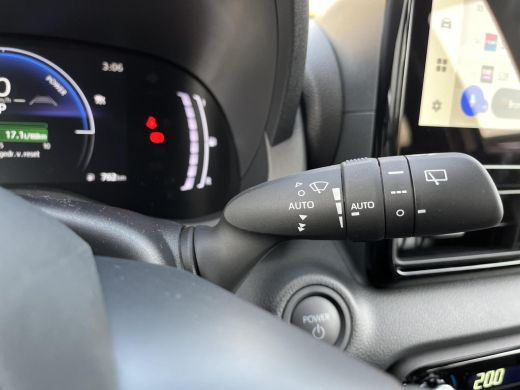 Toyota Yaris 1.5 Hybrid 115 First Edition | Upgrade Pack | ActivLease financial lease