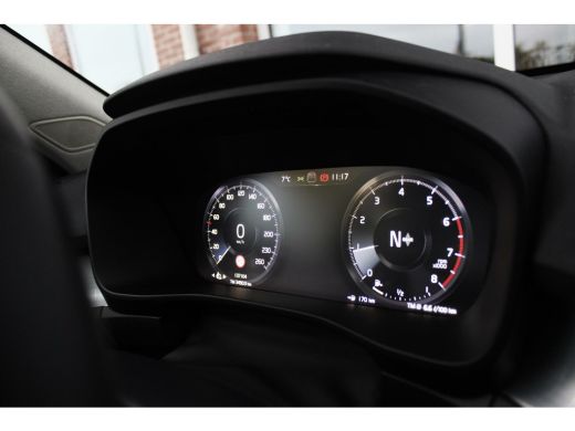 Volvo  XC40 1.5 T3 Momentum Pro | 1e eigenaar | NL auto | Inc btw | LED | Navi | 18 inch | Trekhaak | Half leer | 163 pk | ➡️ ActivLease financial lease