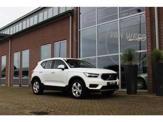 Volvo  XC40 1.5 T3 Momentum Pro | 1e eigenaar | NL auto | Inc btw | LED | Navi | 18 inch | Trekhaak | Half leer | 163 pk | ➡️ ActivLease financial lease