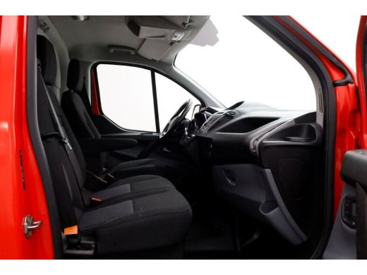 Ford Transit Custom 2.0 TDCI 130pk E6 L1H2 Trend Airco/Inrichting/2x Schuifdeur 04-2017 ActivLease financial lease