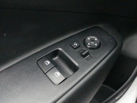 Hyundai i10 1.0 Comfort | CRUISE CONTROL | APPLE CARPLAY/ANDROID AUTO | ActivLease financial lease