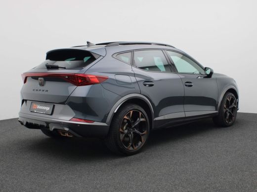 Seat Formentor 1.4 e-Hybrid VZ Performance 245PK DSG achteruitrijcamera, stuur-stoelverwarming, panoramadak, doe... ActivLease financial lease