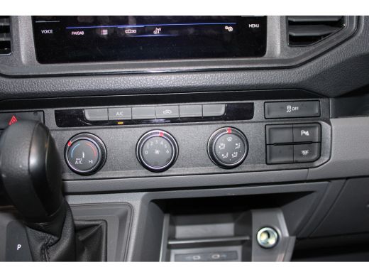 Volkswagen Crafter 140PK | Automaat | L3 H3 | Airco | Camera | Apple Carplay | PDC V+A | Full LED | Trekhaak ActivLease financial lease