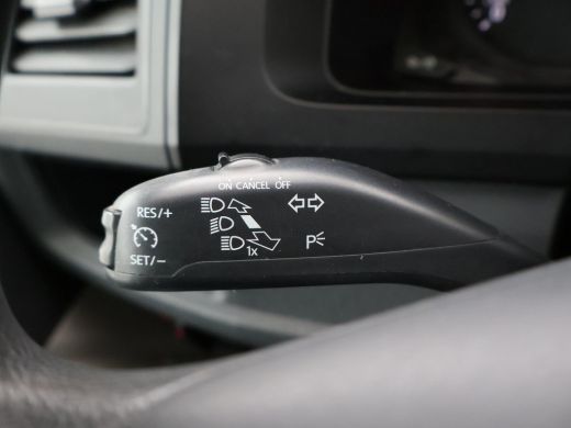 Volkswagen Transporter 2.0 TDI L2H1 DUBBEL CABINE EURO 6 + TREKHAAK / CRUISE CONTROL ActivLease financial lease