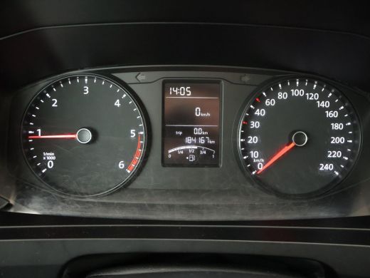 Volkswagen Transporter 2.0 TDI L2H1 DUBBEL CABINE EURO 6 + TREKHAAK / CRUISE CONTROL ActivLease financial lease