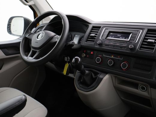 Volkswagen Transporter 2.0 TDI L2H1 DUBBEL CABINE EURO 6 + TREKHAAK / CRUISE CONTROL ActivLease financial lease