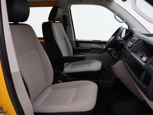 Volkswagen Transporter 2.0 TDI L2H1 DUBBEL CABINE EURO 6 + TREKHAAK / CRUISE CONTROL ActivLease financial lease