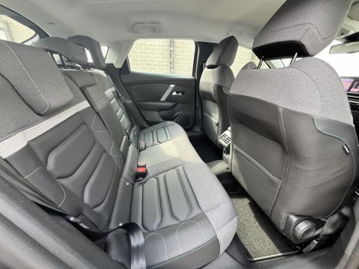 Citroën C4 1.2 Puretech Max ActivLease financial lease