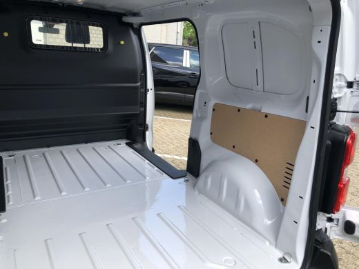 Citroën Jumpy 2.0 BlueHDI 145 L2 ActivLease financial lease