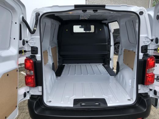 Citroën Jumpy 2.0 BlueHDI 145 L2 ActivLease financial lease