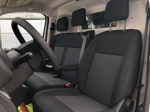 Citroën Jumpy 2.0 BlueHDI 145 L2 ActivLease financial lease