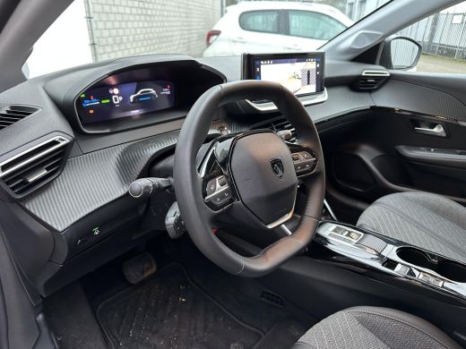 Peugeot e-208 EV Allure 51 kWh ActivLease financial lease
