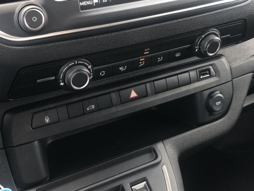 Peugeot e-Expert EV L2 75 kWh ActivLease financial lease