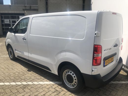 Peugeot e-Expert EV L2 75 kWh ActivLease financial lease