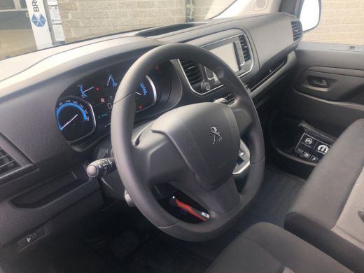 Peugeot e-Expert EV L2 75 kWh ActivLease financial lease