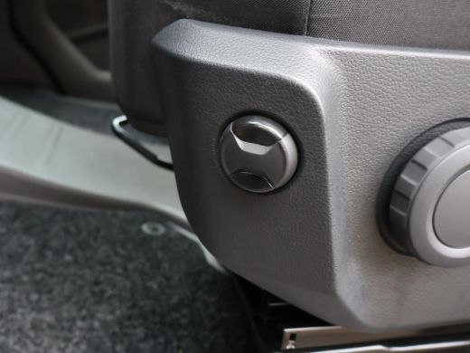 Volkswagen Crafter 30 2.0 TDI L3H3 + APPLE CARPLAY / ANDROID AUTO / PDC / CRUISE / DEEP OCEAN ActivLease financial lease