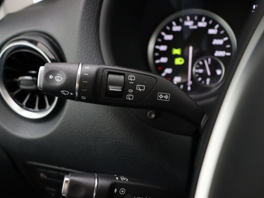Mercedes Vito 114 CDI Extra Lang Dubbele Cabine XL 24 Maanden Certified Garantie LED Trekhaak Apple Carplay/And... ActivLease financial lease