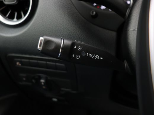 Mercedes Vito 114 CDI Extra Lang Dubbele Cabine XL 24 Maanden Certified Garantie LED Trekhaak Apple Carplay/And... ActivLease financial lease