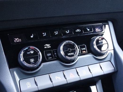 Skoda Karoq ŠKODA Sportline Business | Achteruitrijcamera | Adaptive Cruise Control (t/m 210km per uur) | Air... ActivLease financial lease