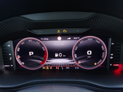 Skoda Karoq ŠKODA Sportline Business | Achteruitrijcamera | Adaptive Cruise Control (t/m 210km per uur) | Air... ActivLease financial lease