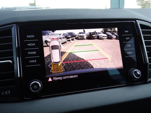 Skoda Karoq ŠKODA Sportline Business | Achteruitrijcamera | Adaptive Cruise Control (t/m 210km per uur) | Air... ActivLease financial lease