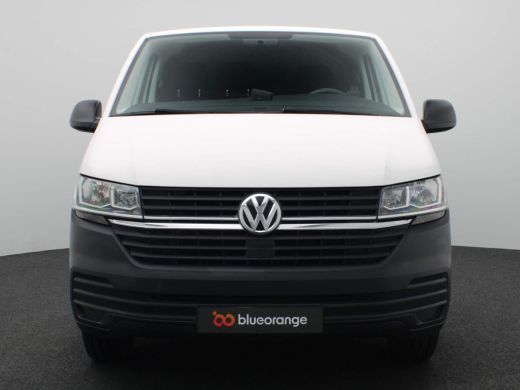 Volkswagen Transporter 2.0 TDI L2H1 28 Comfortline 150PK handgeschakeld Trekhaak, trekgewicht 2500KG, achteruitrijcamera... ActivLease financial lease