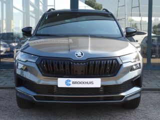 Skoda Karoq ŠKODA Sportline Business | Achteruitrijcamera | Adaptive Cruise Control (t/m 210km per uur) | Air...