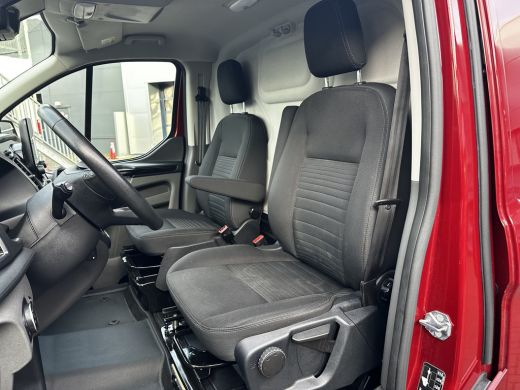 Ford Transit Custom 300 2.0 TDCI L1H1 Limited | Winterpakket | Cruise Controle | Airco | Parkeersensoren | Lichtmetal... ActivLease financial lease