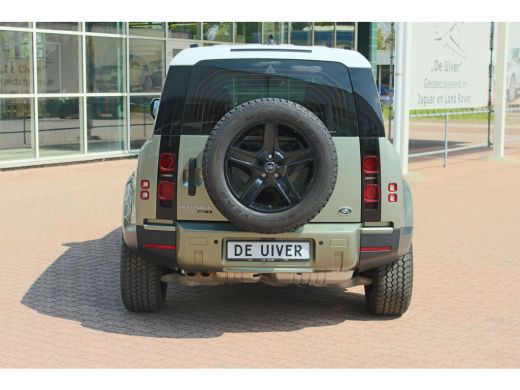 Land Rover Defender 3.0 D250 110 MHEV Hard Top SE *Grijs Kenteken BPM VRIJ! ActivLease financial lease