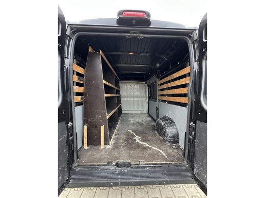 Peugeot Boxer 335 2.0 BlueHDI L2H2 Pro ActivLease financial lease