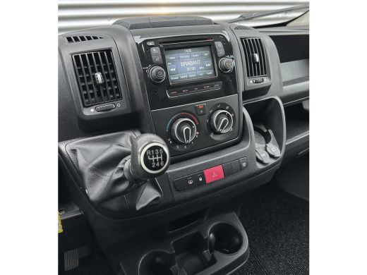 Peugeot Boxer 335 2.0 BlueHDI L2H2 Pro ActivLease financial lease
