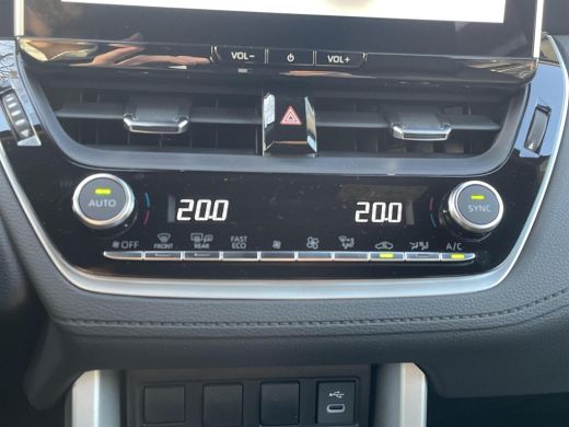 Toyota Corolla Cross Hybrid 140 Style | Nieuw uit voorraad leverbaar | ActivLease financial lease