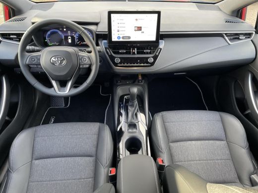 Toyota Corolla Touring Sports Hybrid 200 Dynamic | Nieuw uit voorraad leverbaar | ActivLease financial lease