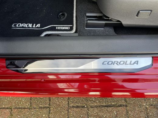 Toyota Corolla Touring Sports Hybrid 200 Dynamic | Nieuw uit voorraad leverbaar | ActivLease financial lease