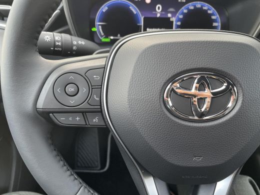 Toyota Corolla Touring Sports Hybrid 200 Dynamic | Nieuw uit voorraad leverbaar | ActivLease financial lease