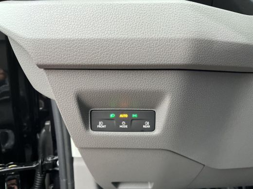 Volkswagen Crafter 35 2.0 TDI L3H3 140Pk Automaat | Trekhaak | Achteruitrij Camera | MJ 2025 | BPM Vrij | ActivLease financial lease