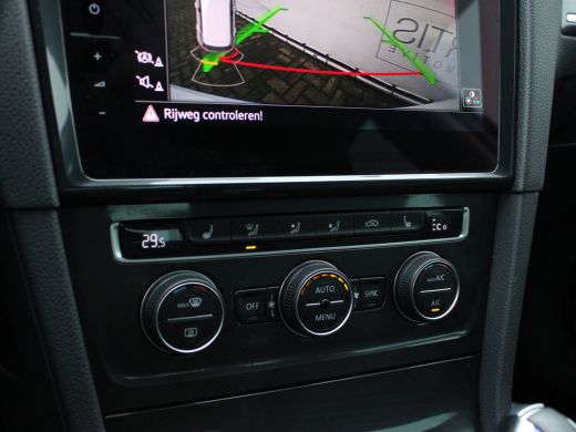 Volkswagen e-Golf e-Golf NL AUTO | VIRTUAL COCKPIT | LEDER | CAMERA | STOELVERW | ActivLease financial lease