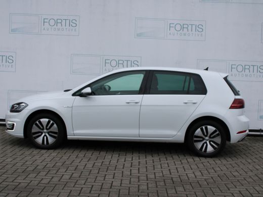 Volkswagen e-Golf e-Golf NL AUTO | VIRTUAL COCKPIT | LEDER | CAMERA | STOELVERW | ActivLease financial lease