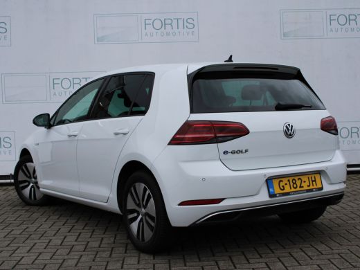 Volkswagen e-Golf e-Golf NL AUTO | VIRTUAL COCKPIT | LEDER | CAMERA | STOELVERW | ActivLease financial lease