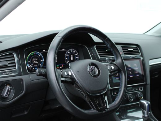 Volkswagen e-Golf e-Golf NL AUTO | VIRTUAL COCKPIT | LEDER | CAMERA | STOELVERW | ActivLease financial lease