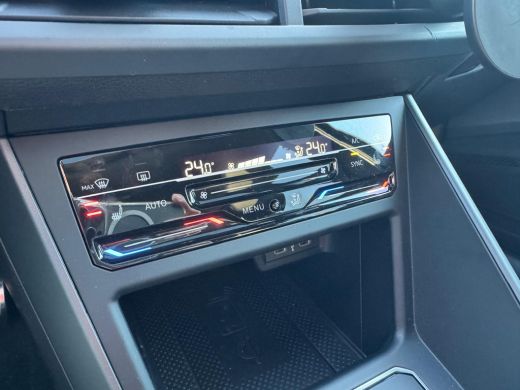 Volkswagen Polo 1.0 TSI 95 pk R-Line Business | Panoramadak | Navi | LED Matrix | Apple Carplay | 18" LM Velgen | ActivLease financial lease