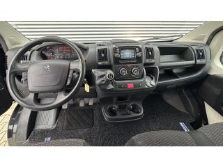 Peugeot Boxer 335 2.0 BlueHDI L2H2 Pro