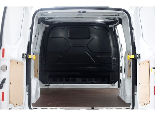 Ford Transit Custom 2.0 TDCI 130pk L1H1 Trend Airco/Navi/LED 03-2023 ActivLease financial lease
