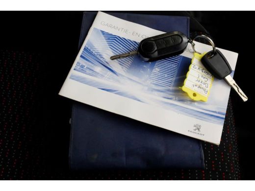 Peugeot Boxer 335 2.0 BlueHDI 130pk L3H3 Premium Airco 04-2019 ActivLease financial lease
