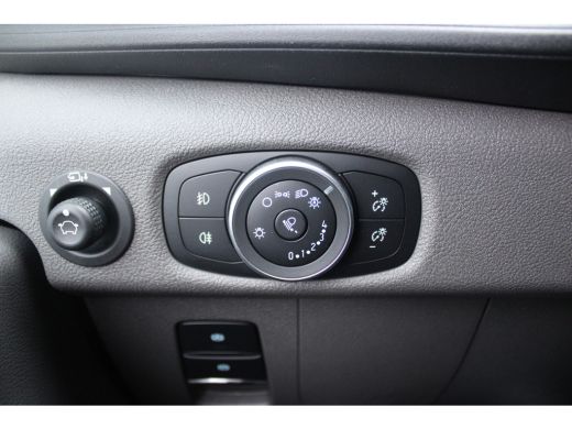 Ford Transit 350 LIMITED 170 PK AUTOMAAT L3H3 | € 9.981,- Voorraad Voordeel | HOOG DAK | NAVIGATIE | VOORRAAD ... ActivLease financial lease