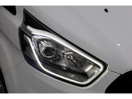 Ford Transit Custom 2.0 TDCI 130pk L2H1 Trend Airco/Navi/2x Schuifdeur Trekhaak 2800kg 03-2020 ActivLease financial lease