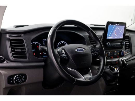 Ford Transit Custom 2.0 TDCI 130pk L2H1 Trend Airco/Navi/2x Schuifdeur Trekhaak 2800kg 03-2020 ActivLease financial lease